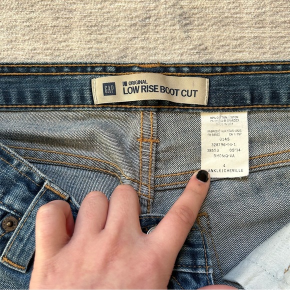 Gap Bootcut Jeans - Picture 6 of 7